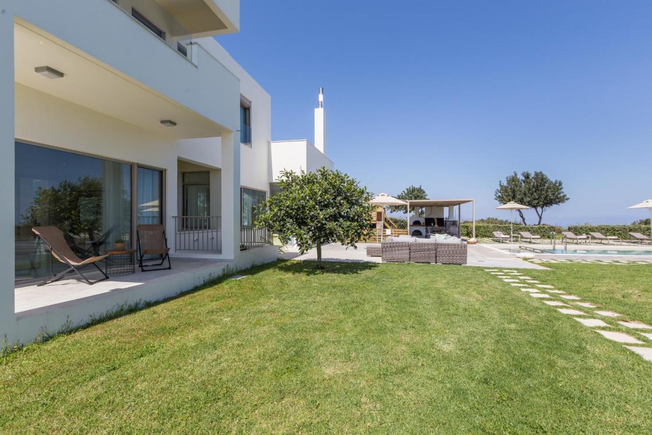 Lux Villa Mia With Heated Pool, 2Km To Beach & Childrens Area! Mikro Metochi Exterior photo