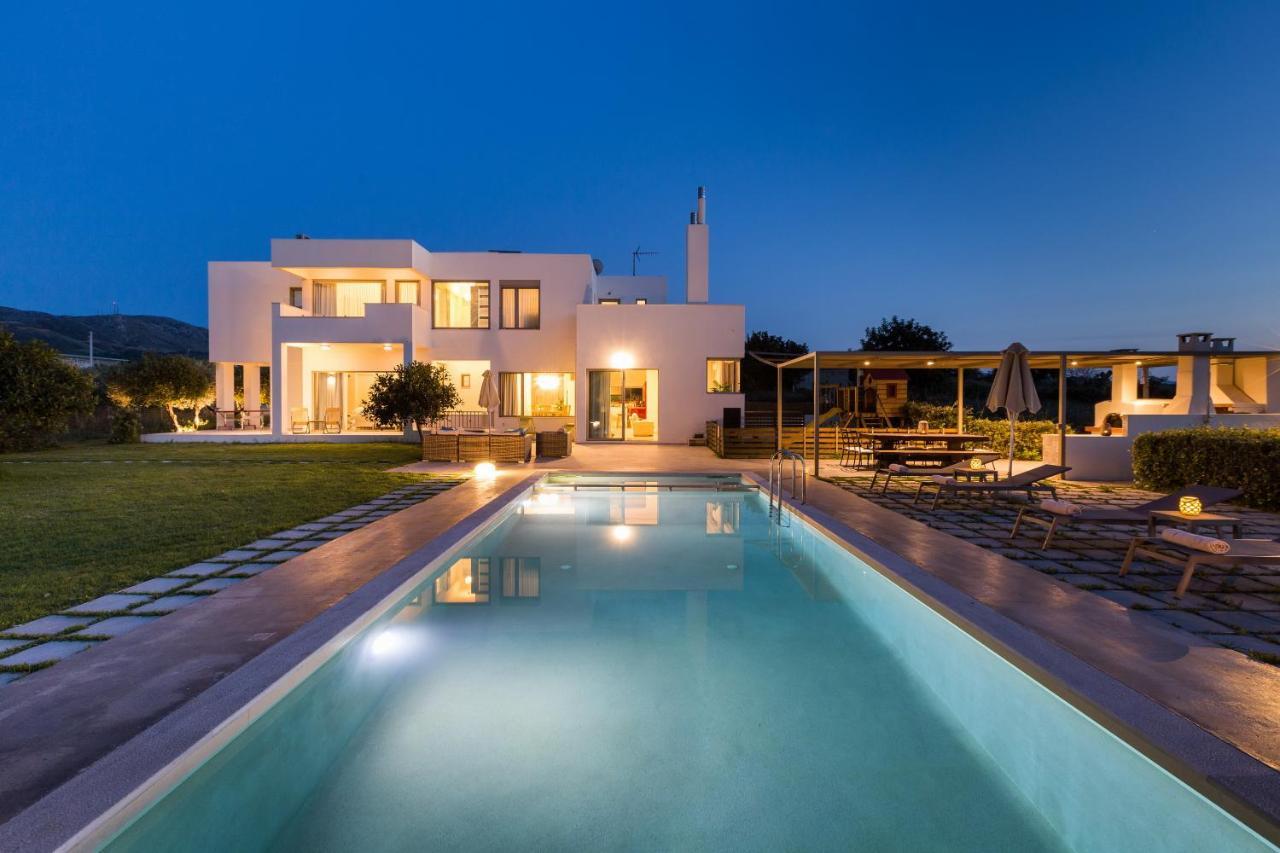 Lux Villa Mia With Heated Pool, 2Km To Beach & Childrens Area! Mikro Metochi Exterior photo